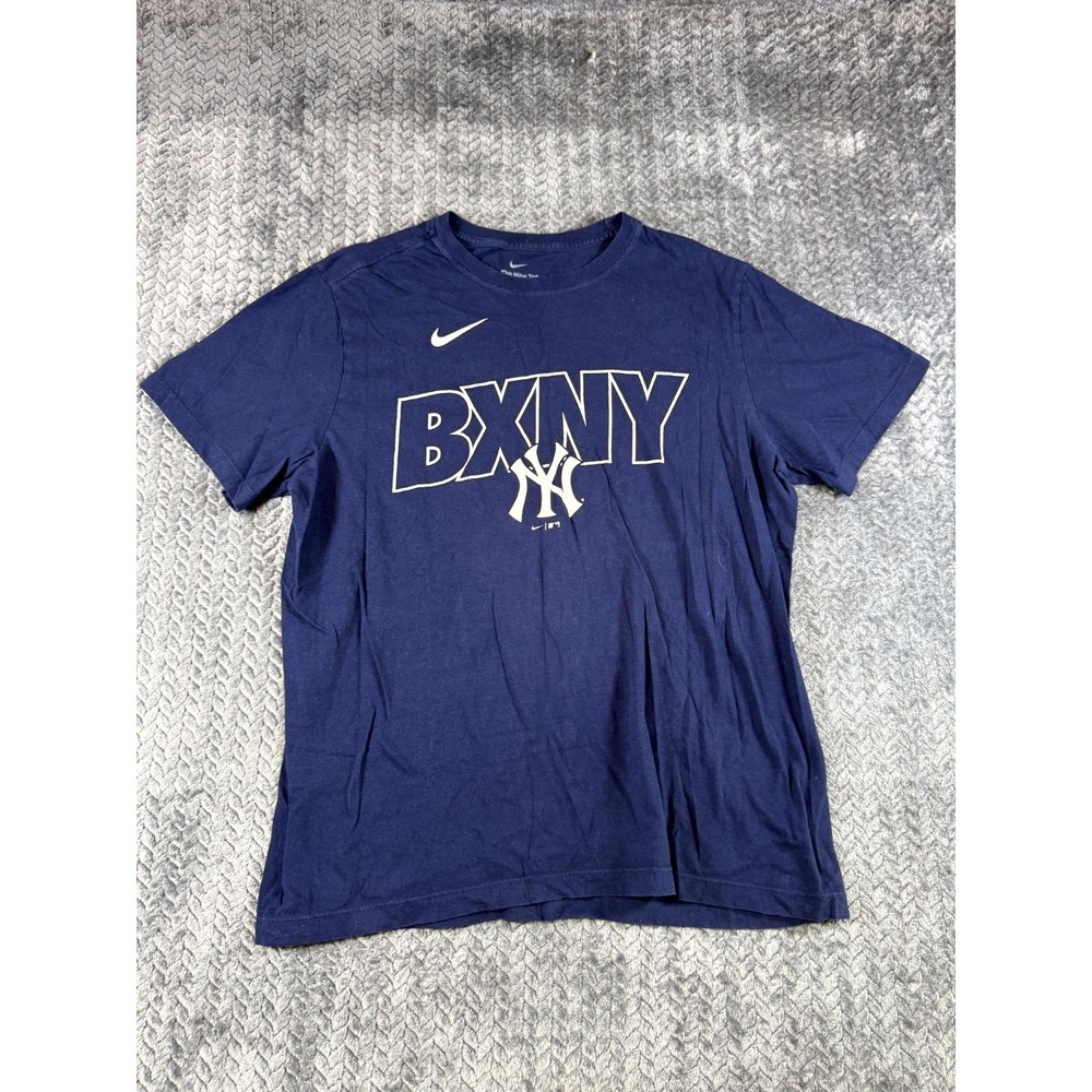 New York Yankees T Shirt Mens Large Navy Blue Nike Graphic Logo Short Sleeve